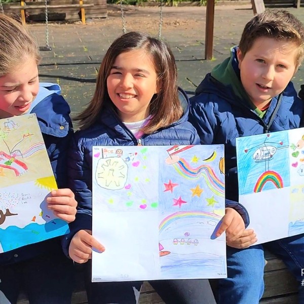Alla Scuola Diedo di Venezia i bambini disegnano la Pace per MARE E CIELO DI PACE